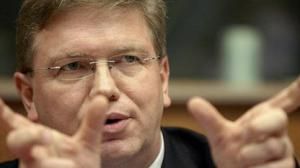 Процесс децентрализации власти в Украине принесет только позитив, – Фюле