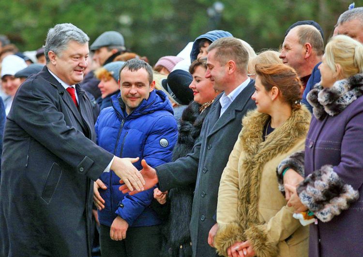 Як Порошенко збирається вигравати на виборах