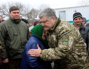 Порошенко відвідав звільнену від окупантів Катеринівку