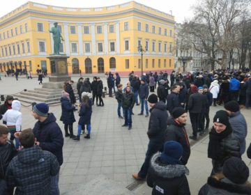 В Одесі посміялися над місцевими “тітушками”