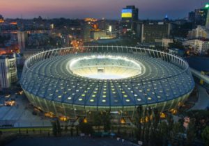 Петро Порошенко запрошує усіх бажаючих на НСК “Олімпійський”