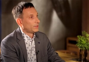 Віталій Портников: “ЗЕ-команда зруйнувала усі досягнення 2014-2019 років”