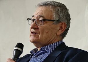Георгій Почепцов: “Соціальні мережі сьогодні стали непрямими володарями думок”