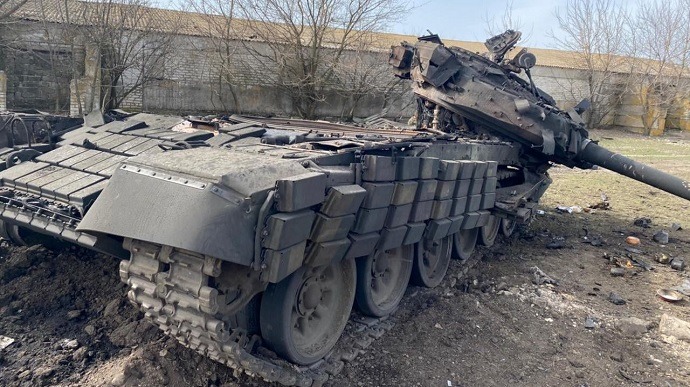 знищений російський танк